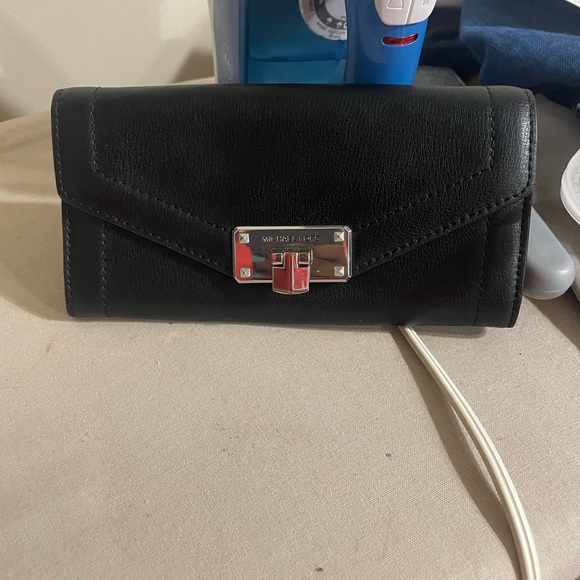 Michael Kors Handbags - Michael Kors Black Leather Envelope Wallet with Silver Turn-Lock